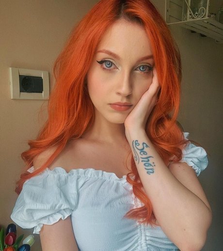 Mona Schon high quality pornstar archive