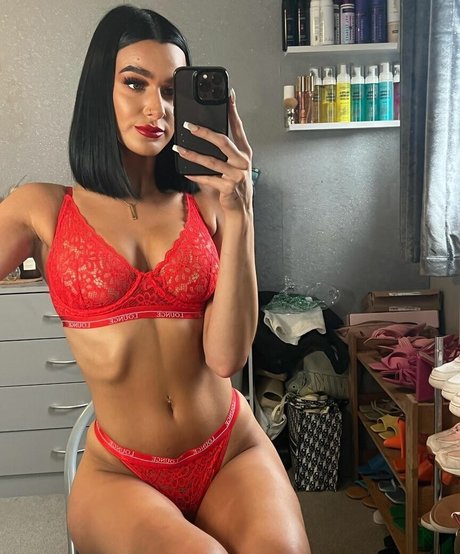 Louiseereid best star pics