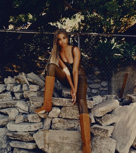 Ella Balinska model pretty photos