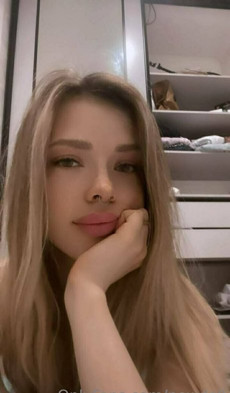 newdoll pornstar naked gallery