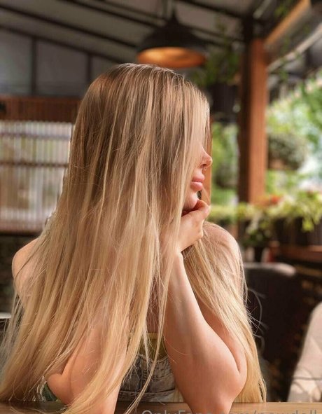 newdoll pretty model images