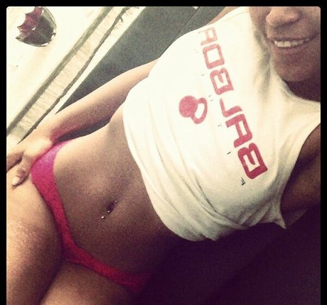 Montana Fishbourne exclusive pornstar galleries