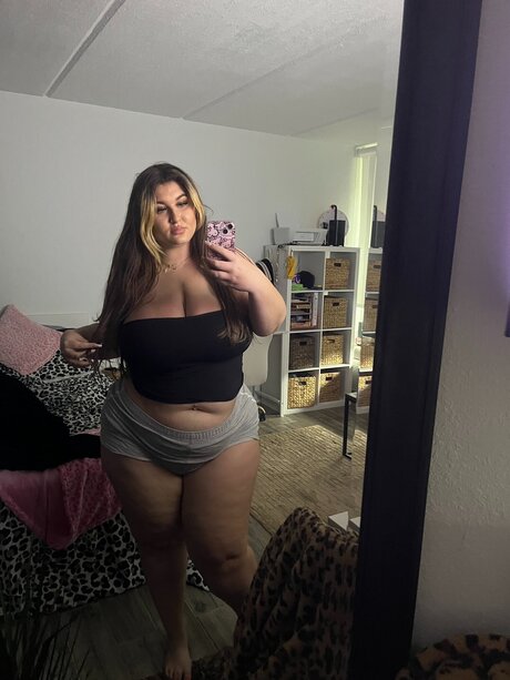 Geminiskyee model best pictures