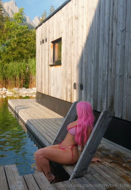 Emmybre Free star naked photos