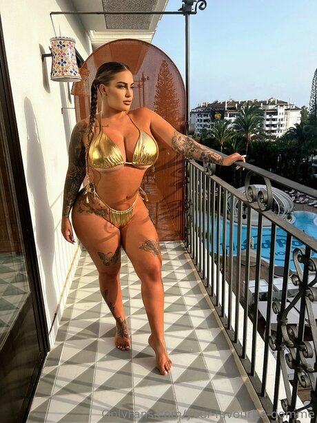 Crueldomme exclusive model pics