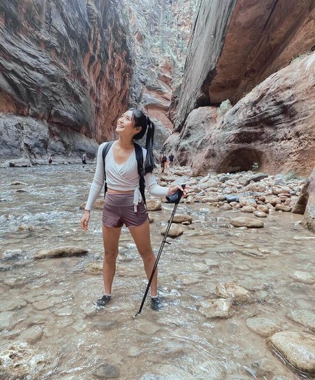 Ashley Liao beautiful star galleries