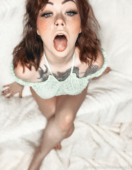 Alleykat pornstar adult pictures
