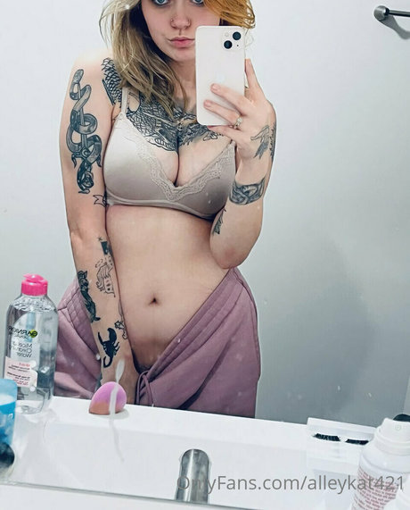 Alleykat model free pictures