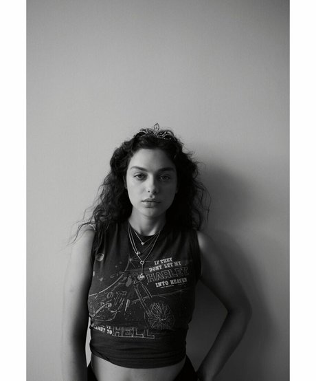 Odeya Rush pornstar xxx pics