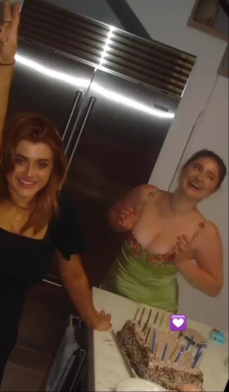 Emma Kenney model porn img