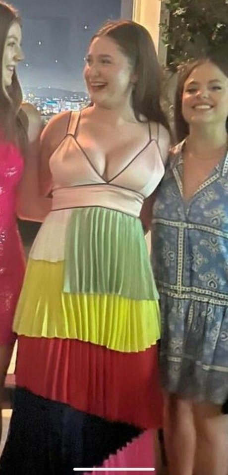 Emma Kenney Profile photo