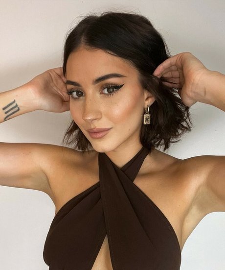 Palmbee pornstar pretty img