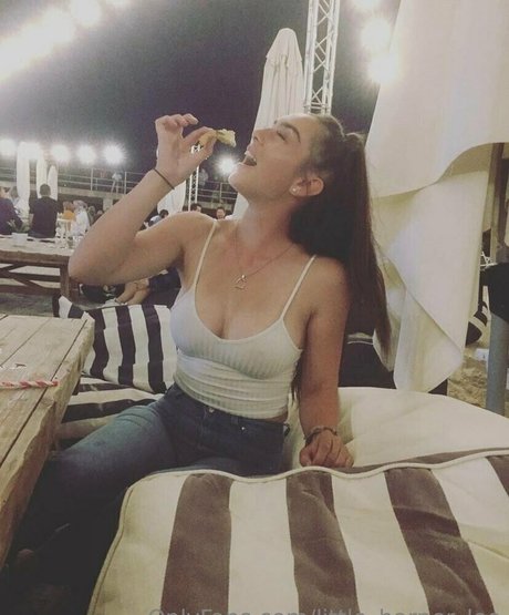 little harper lee model picture