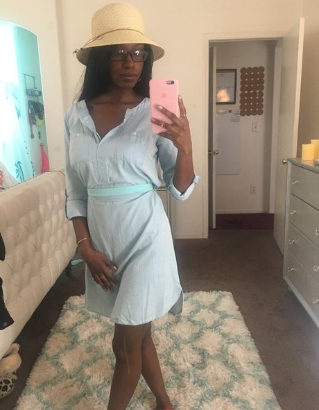 jezabelvisser model best pic