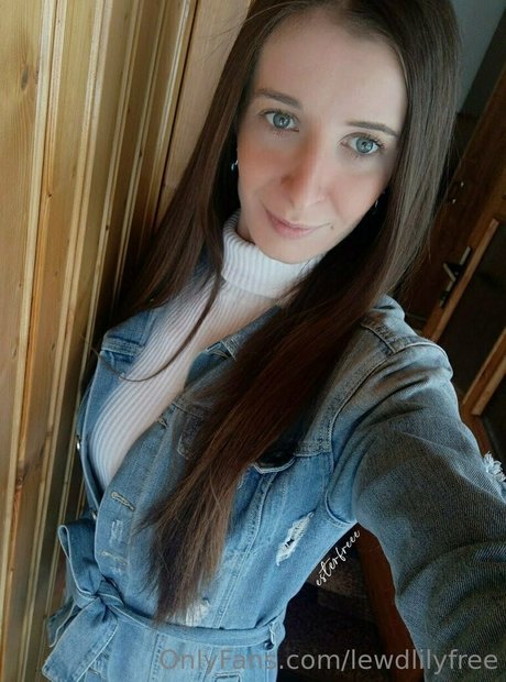 lesbian pussy onlyfans pornos image