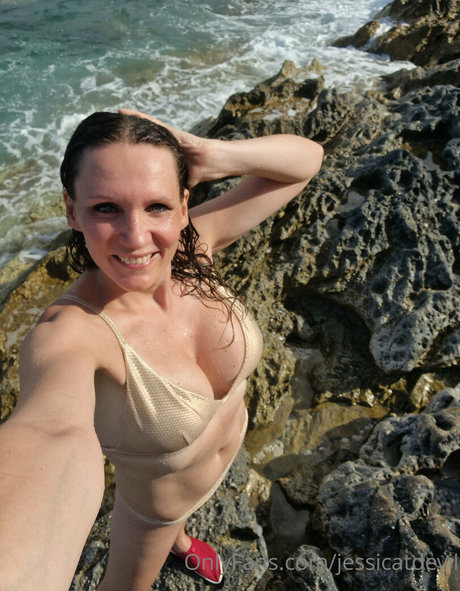 Damdamlive pornstar xxx pictures