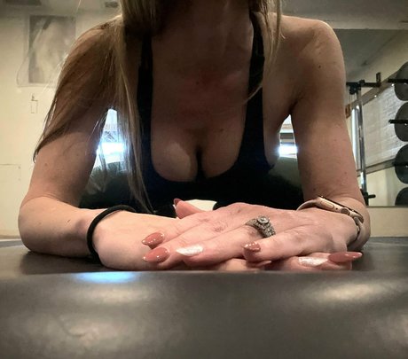 hot wife victoria model naked gallery