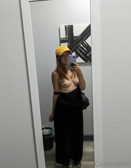 cozysophie adult star pics