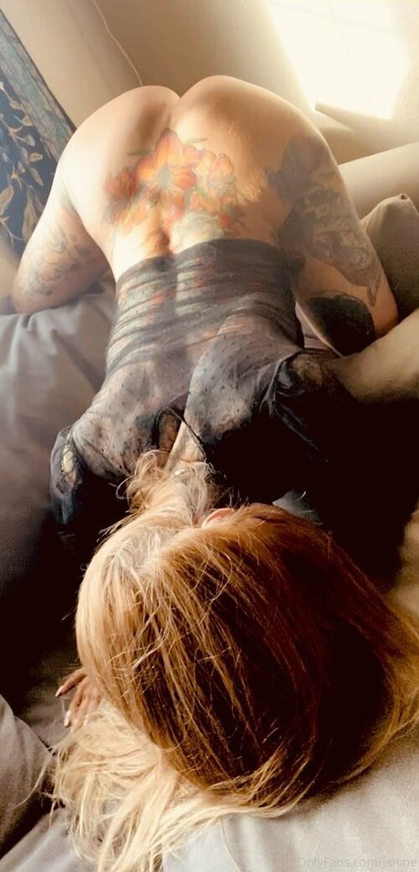 janine pornstar naked galleries