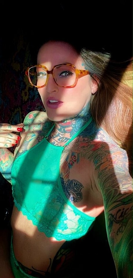 janine xxx star archive