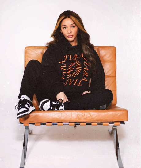 Chelsee Healey model xxx galleries