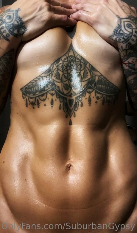 Suburban Gypsy pornographic star images