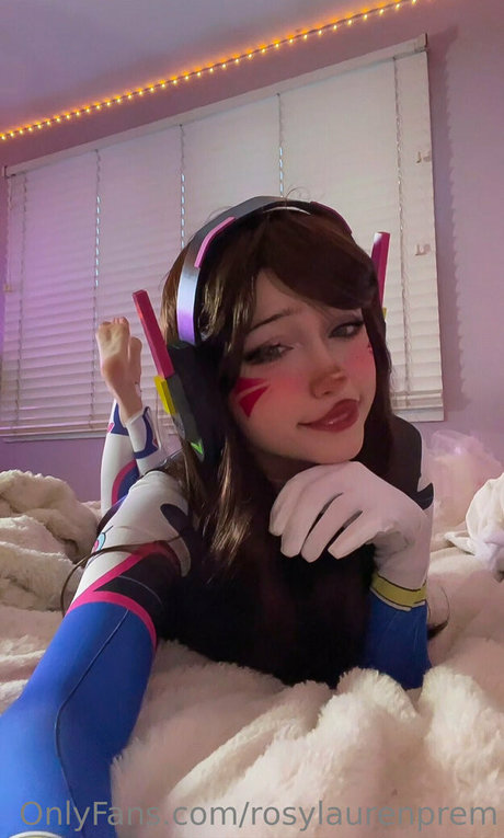 rosylaurenhours model top gallery