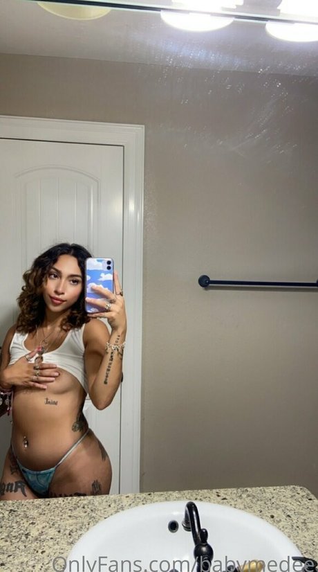 deepressuree model adult picture