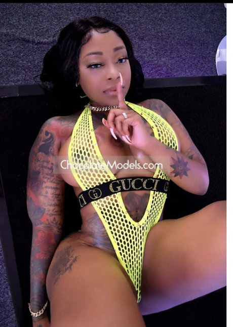 lawdhavemercy model hd photo