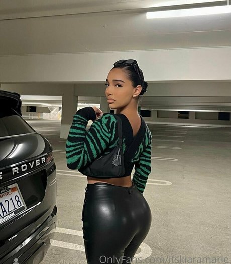 mom daughter onlyfans art porn picture