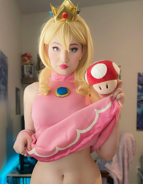 Juliephillia model hot photo