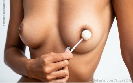 lesbian pussy onlyfans hot nude photo