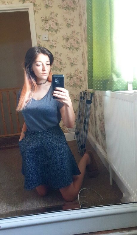 inside onlyfans hot nude images