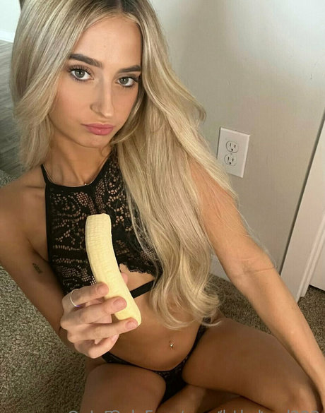 babe brunette onlyfans hot xxx pic