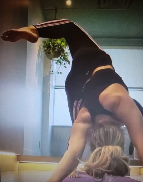 Trish Stratus model pretty galleries