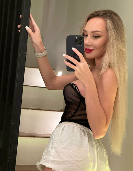 nancyflo model porn pictures