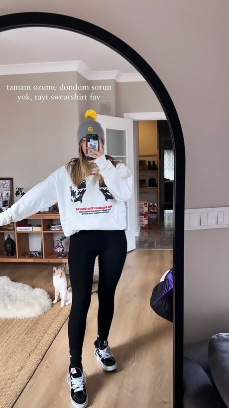 miafitz pornographic model gallery