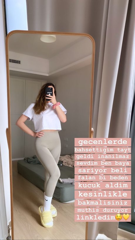 skinny babe onlyfans pretty pic