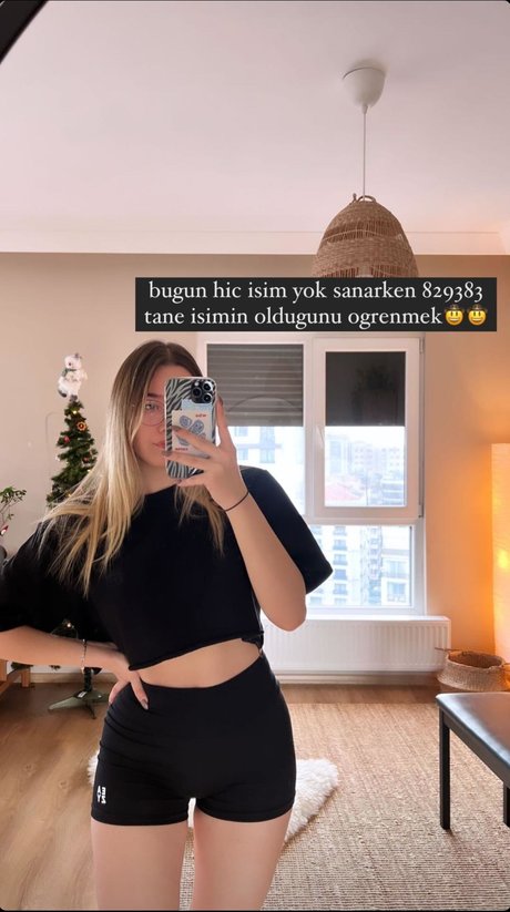 miafitz beautiful model photos