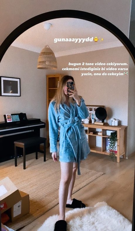 miafitz naked pornstar gallery