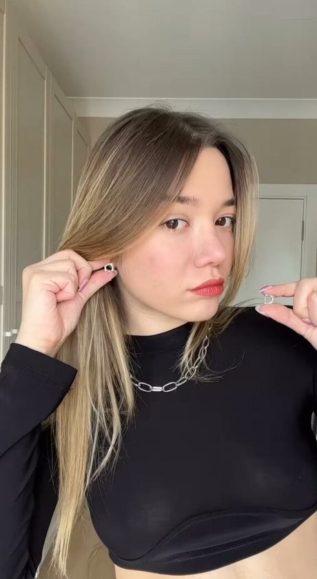 miafitz model art gallery