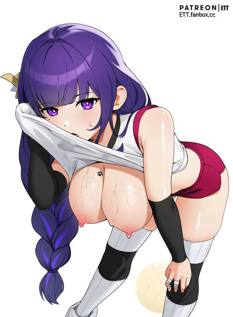 hooters onlyfans exclusive pic