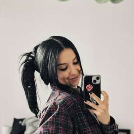 ktpineapple pretty pornstar photos