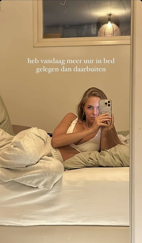 Lies Zhara best actress photos