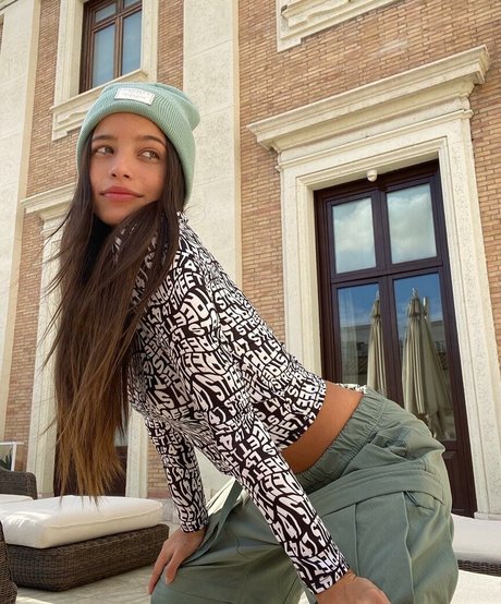 Emilia Mernes star nude img