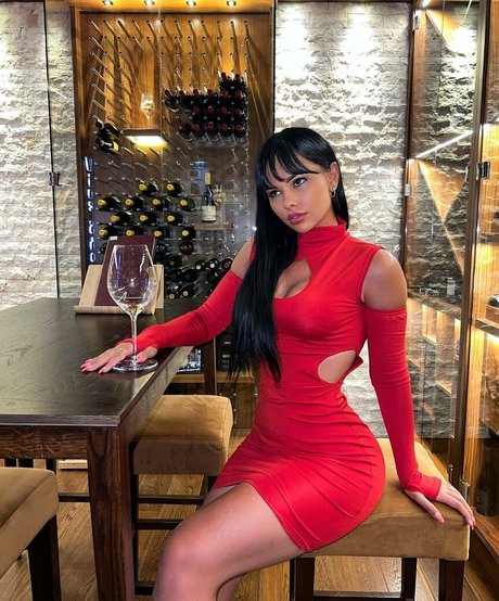 _colovic jana_ hot actress image