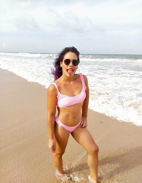 aprilbigass art actress images