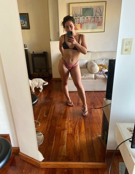 aprilbigass adult model photo