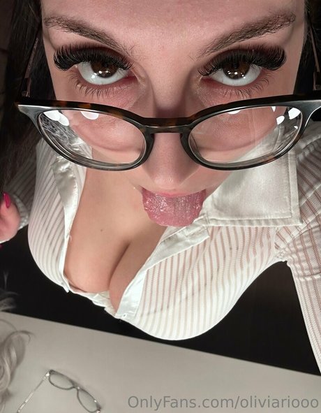 oliviariooo top pornstar pics