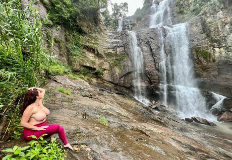 boobStruggle pornstar free archive